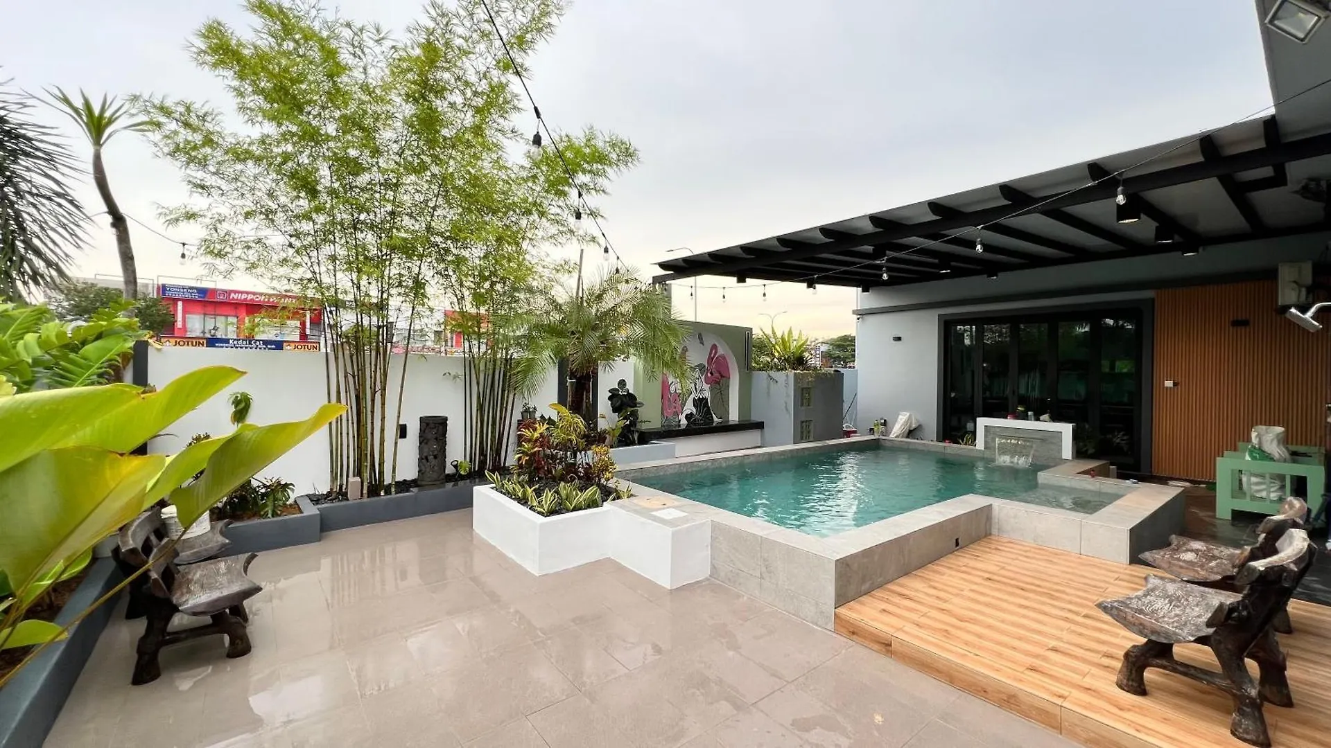 The Hiijo Haus Private Pool & Garden Villa Johor Bahru Feriehus